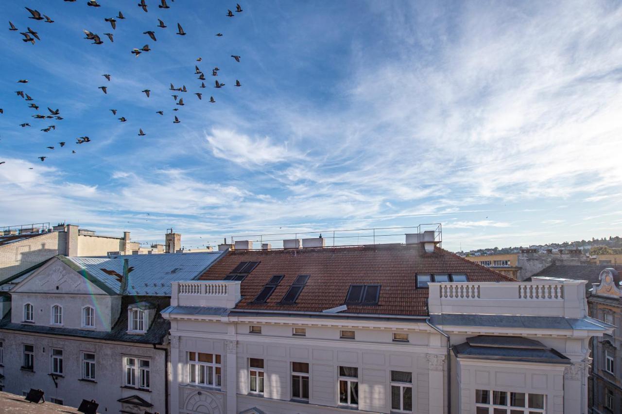 Blue President Lägenhet Bratislava Exteriör bild
