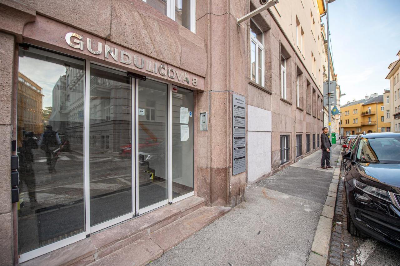 Blue President Lägenhet Bratislava Exteriör bild